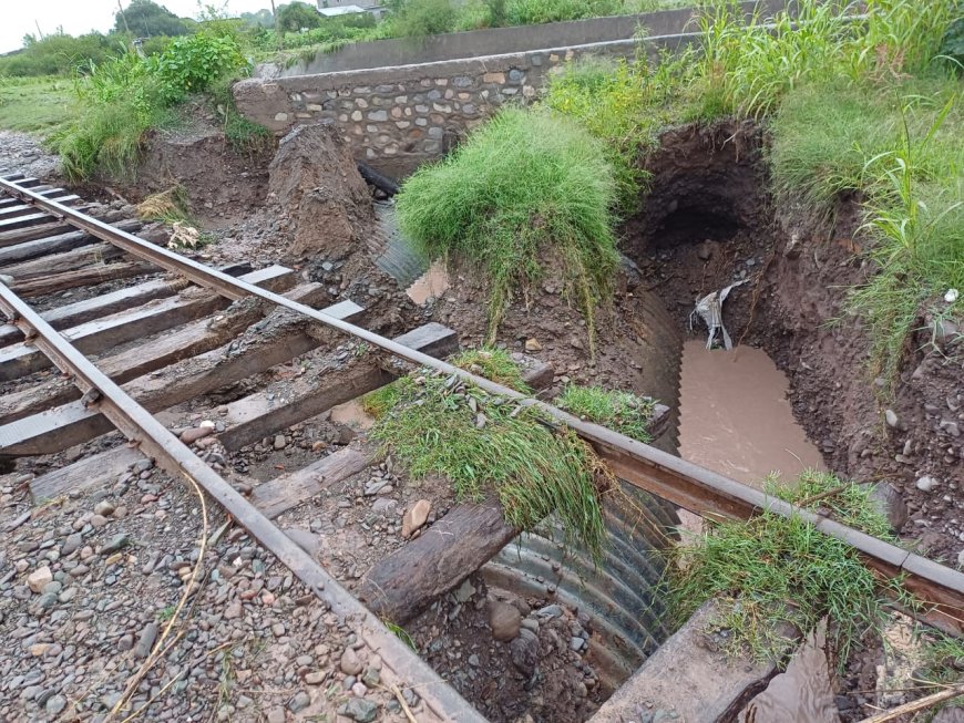 Rehenes en Finca Retiro : vecinos denuncian no poder del barrio tras el temporal