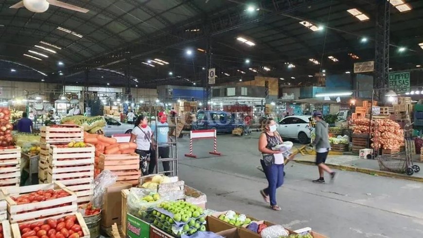 POBREZA- Enrique Del Pino presidente de Cofrutos dijo : "ayudamos a 90 comedores por semana"