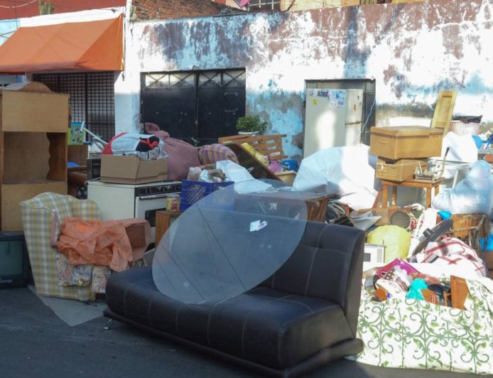 Desesperante pedido de una mujer: La van a desalojar con sus dos hijos menores