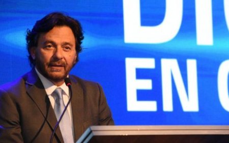 Gustavo Sáenz: “Hoy tenemos 80 plazas de toda la provincia con internet libre”