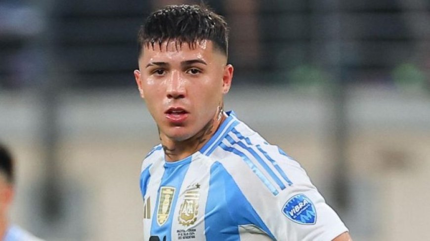 Qué sanciones podría sufrir Enzo Fernández por la canción racista de la Selección argentina