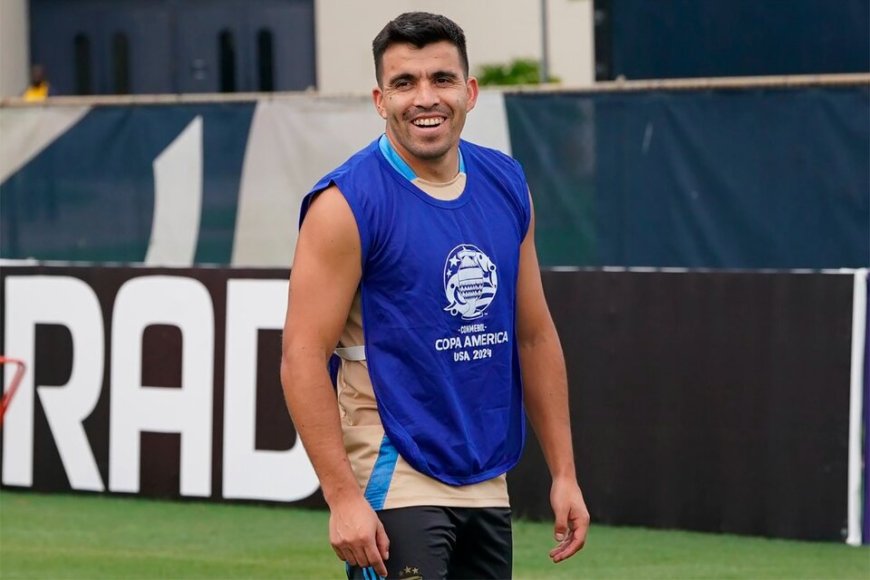 Gallardo sumó al Huevo Acuña, otro campeón del mundo