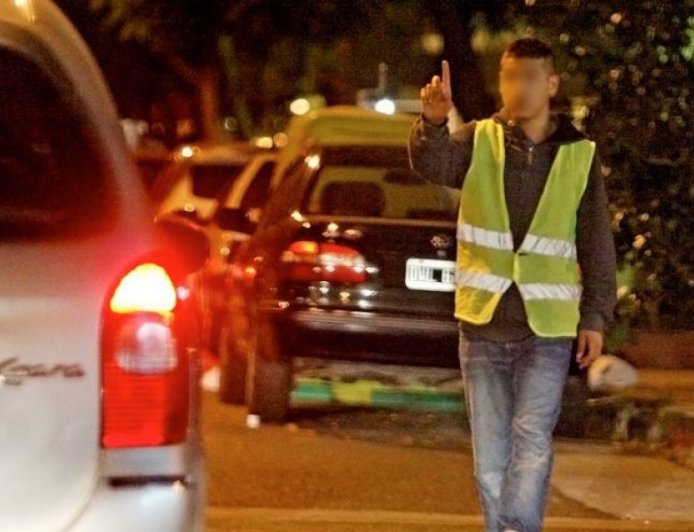 Mas denuncias contra "los trapitos " o "cuida coches"