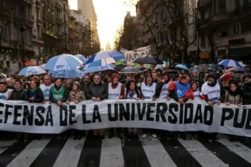 Docentes universitarios anunciaron un paro nacional de una semana ...