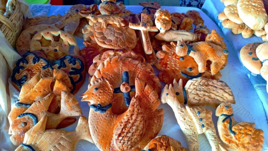 DÍA DE LAS ALMAS Y MUERTOS - Las almitas retornan a esta dimensión terrenal