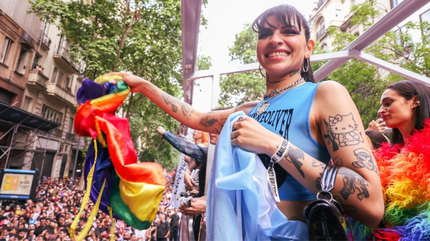 Cazzu apuntó contra Javier Milei: "Atroces mentiras"