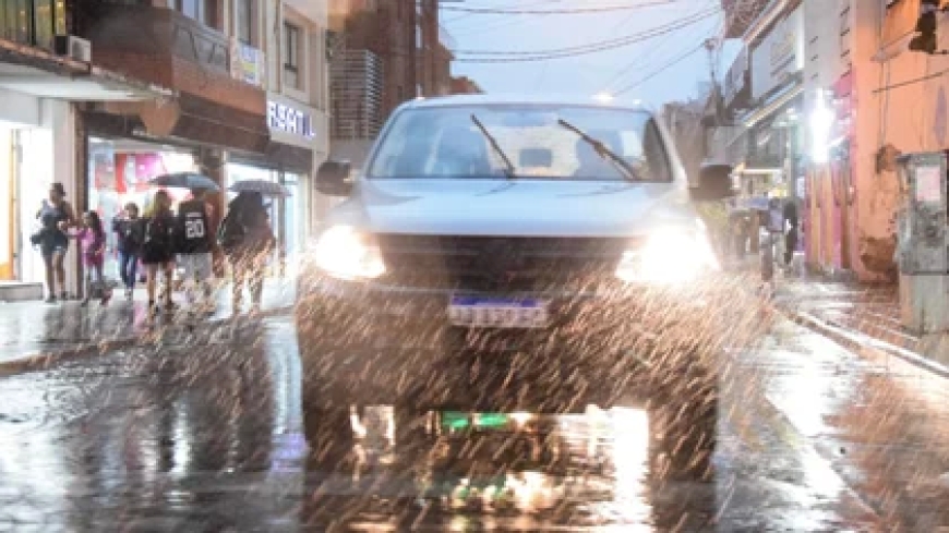 Martes con lluvias y temperaturas bajas