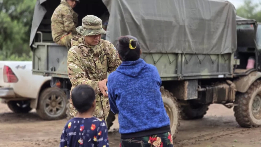Río Pilcomayo: Continúa el traslado preventivo y voluntario de personas que se verían afectadas por las inundaciones; hay un campamento central en El Rosado