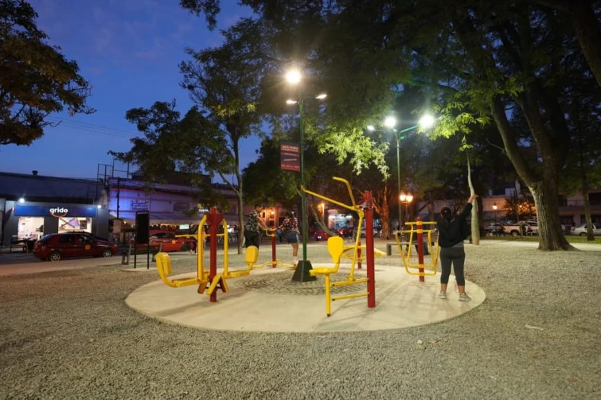 Inauguraron las mejoras en la histórica plaza Alvarado