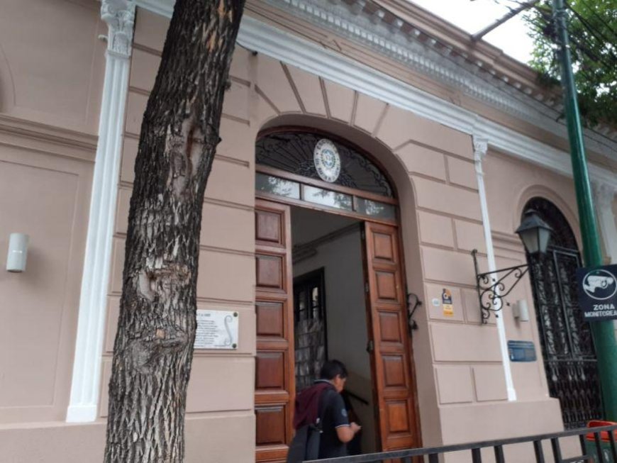 Incertidumbre por la situación de la Escuela Güemes