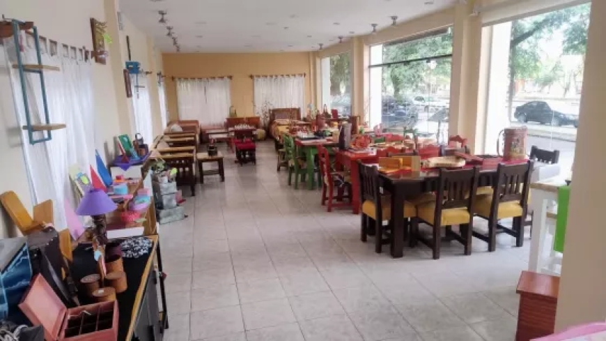 Finaliza la exposición y venta de productos artesanales por el Día del Padre