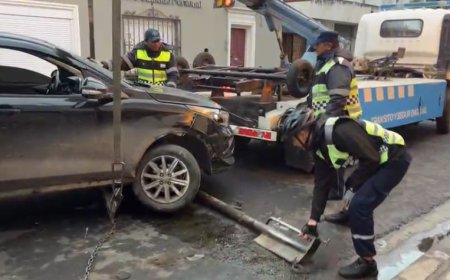 CHOQUE EN PLENO CENTRO | Conductor ebrio se durmió al volante y provocó un fuerte accidente