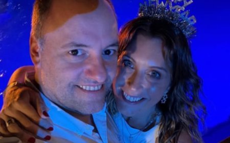 Confirmado el viaje VIP de Manuel Adorni a Aruba junto a su familia