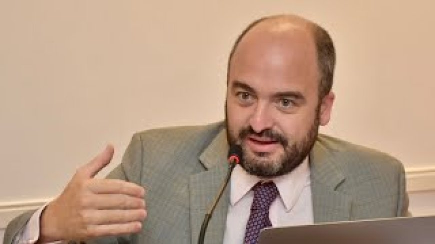 Salta impulsa cambios en la secundaria con una prueba piloto y cuestiona el desfinanciamiento educativo nacional