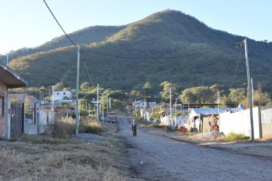Más de 6.000 familias de cinco barrios reclaman regularización dominial y mejores servicios