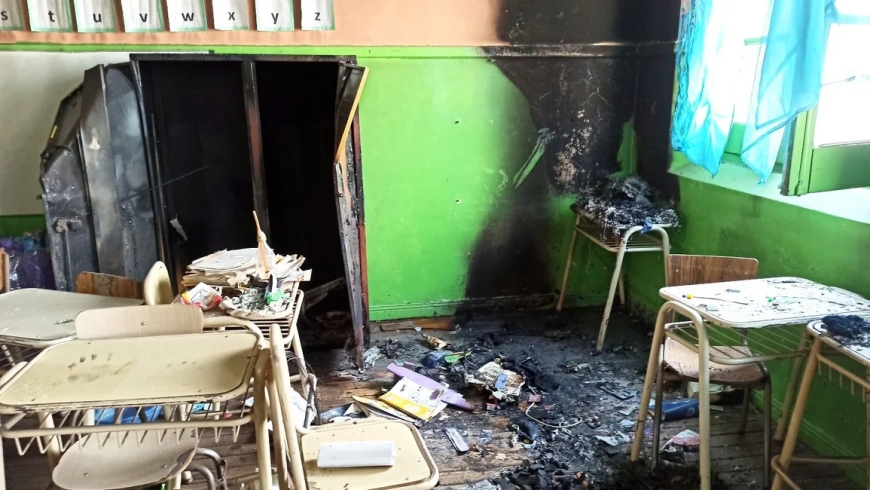 JUJUY - Robaron e incendiaron una escuela en La Quiaca