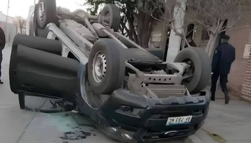 Camioneta de Infantería protagonizó un fuerte siniestro vial en Damián Torino y Lerma