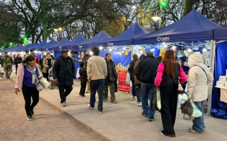  La Feria del Milagro recibió a miles de personas en el parque San Martín